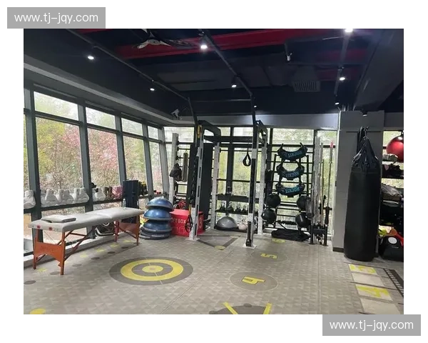 以健身俱乐部为核心构建城市居民健康生活新模式探索路径